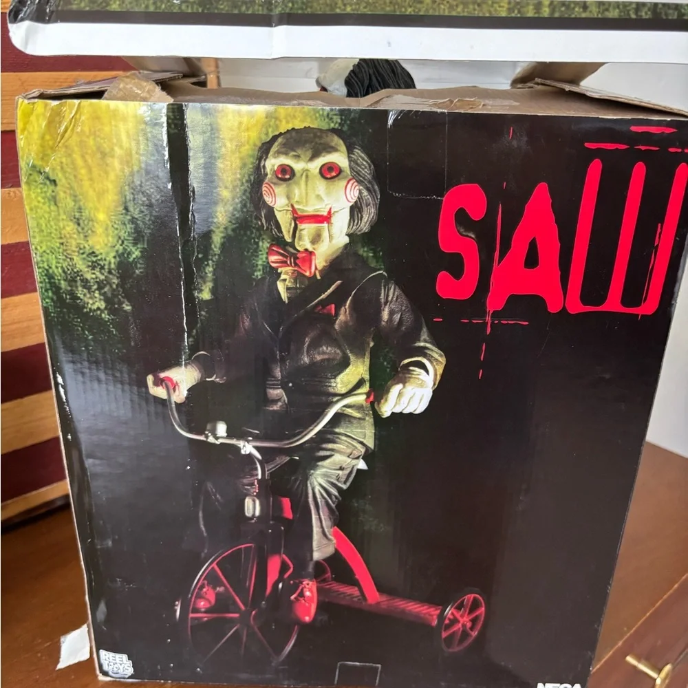 SAW movie toy. - Picture 6 of 8